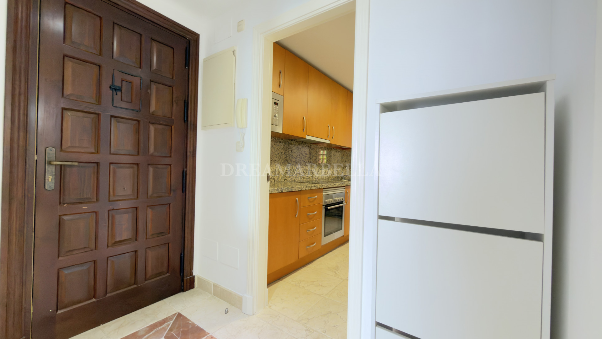 Apartment in Estepona East