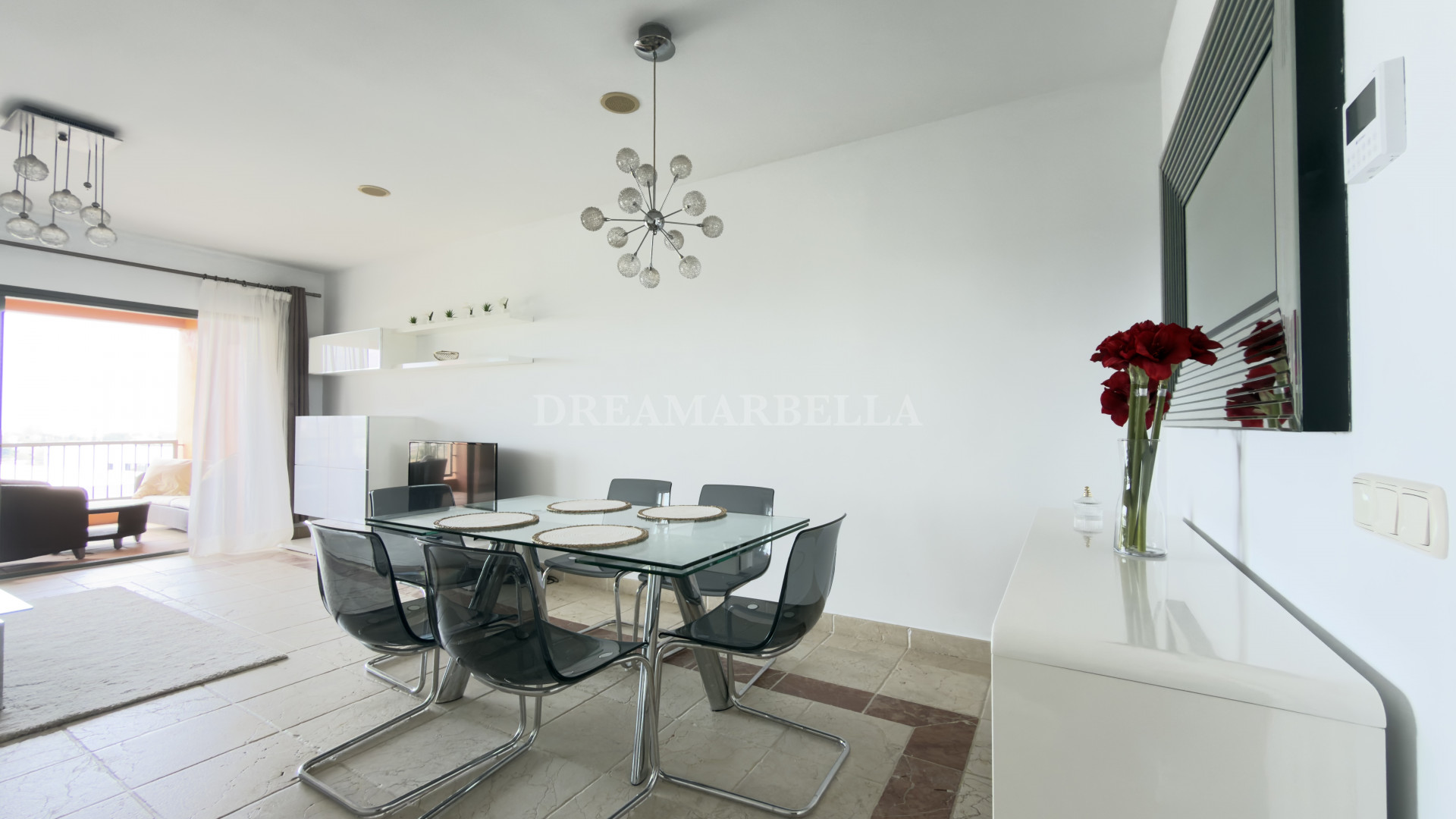 Apartment in Estepona East