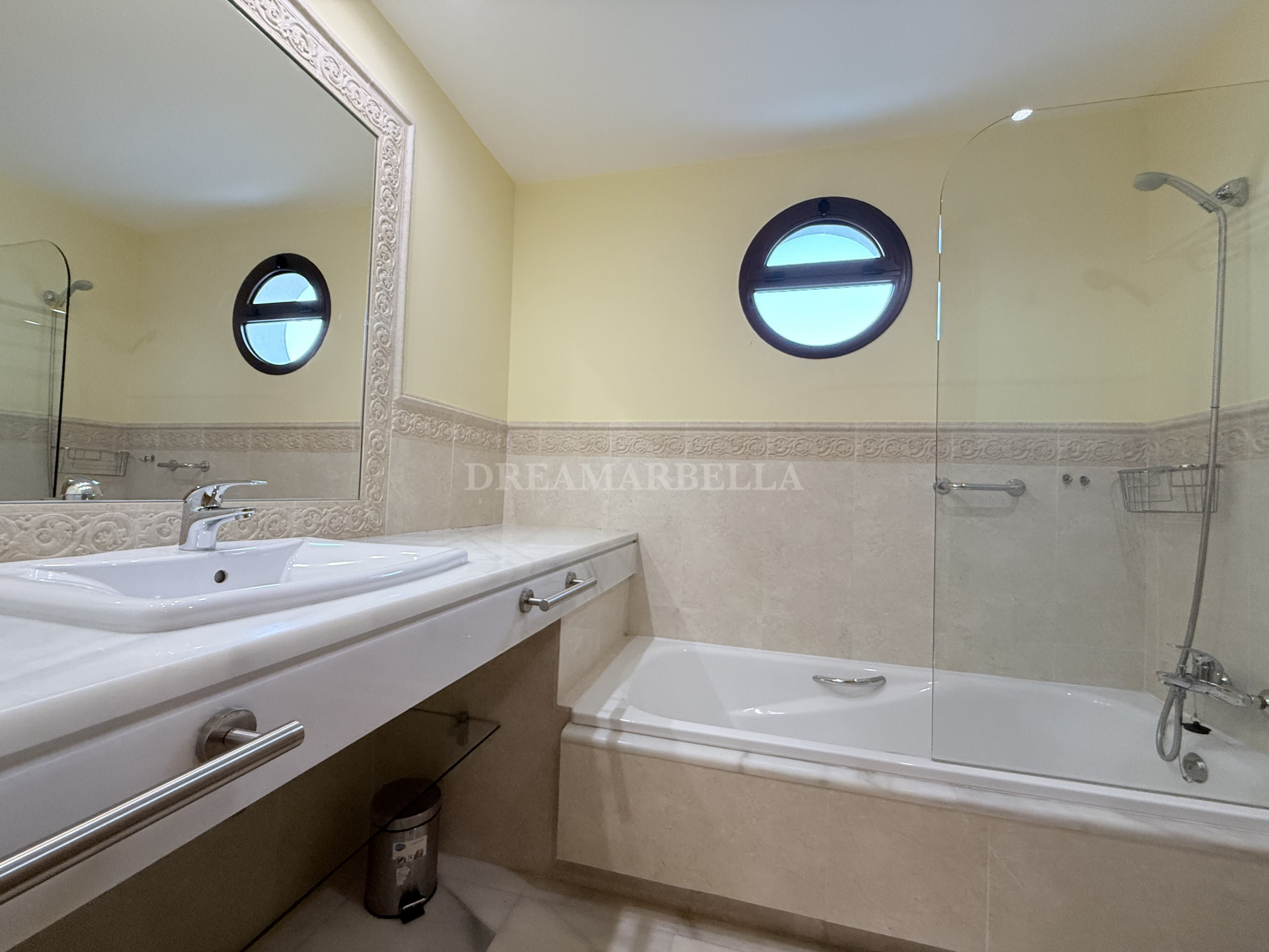 Apartment in Marbella Golden Mile