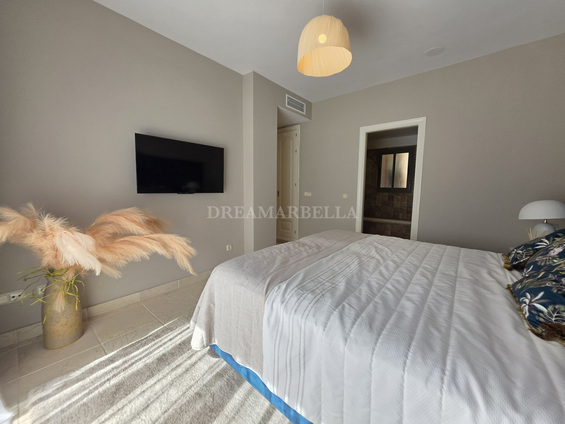 Ground Floor Apartment in Estepona East