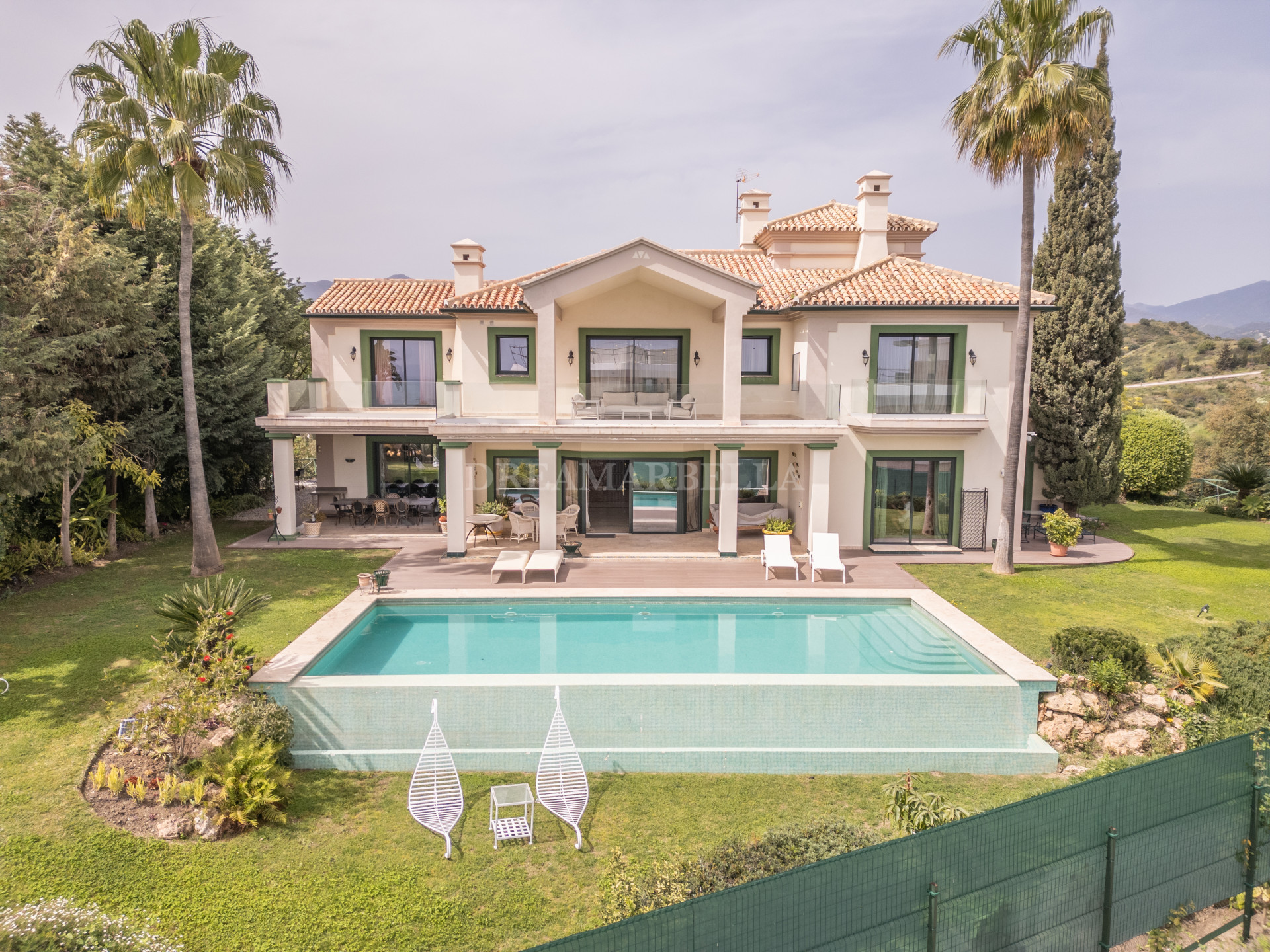 Villa in Estepona East