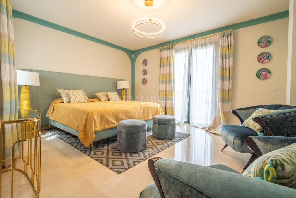 Villa in Estepona East
