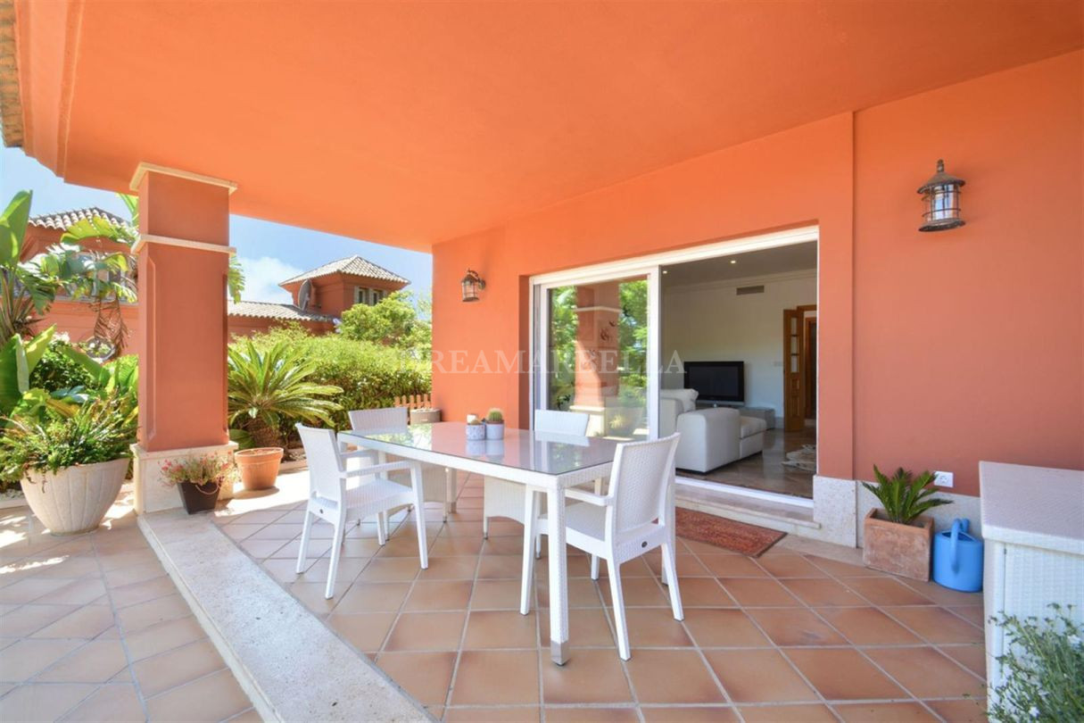 Villa in Marbella Este