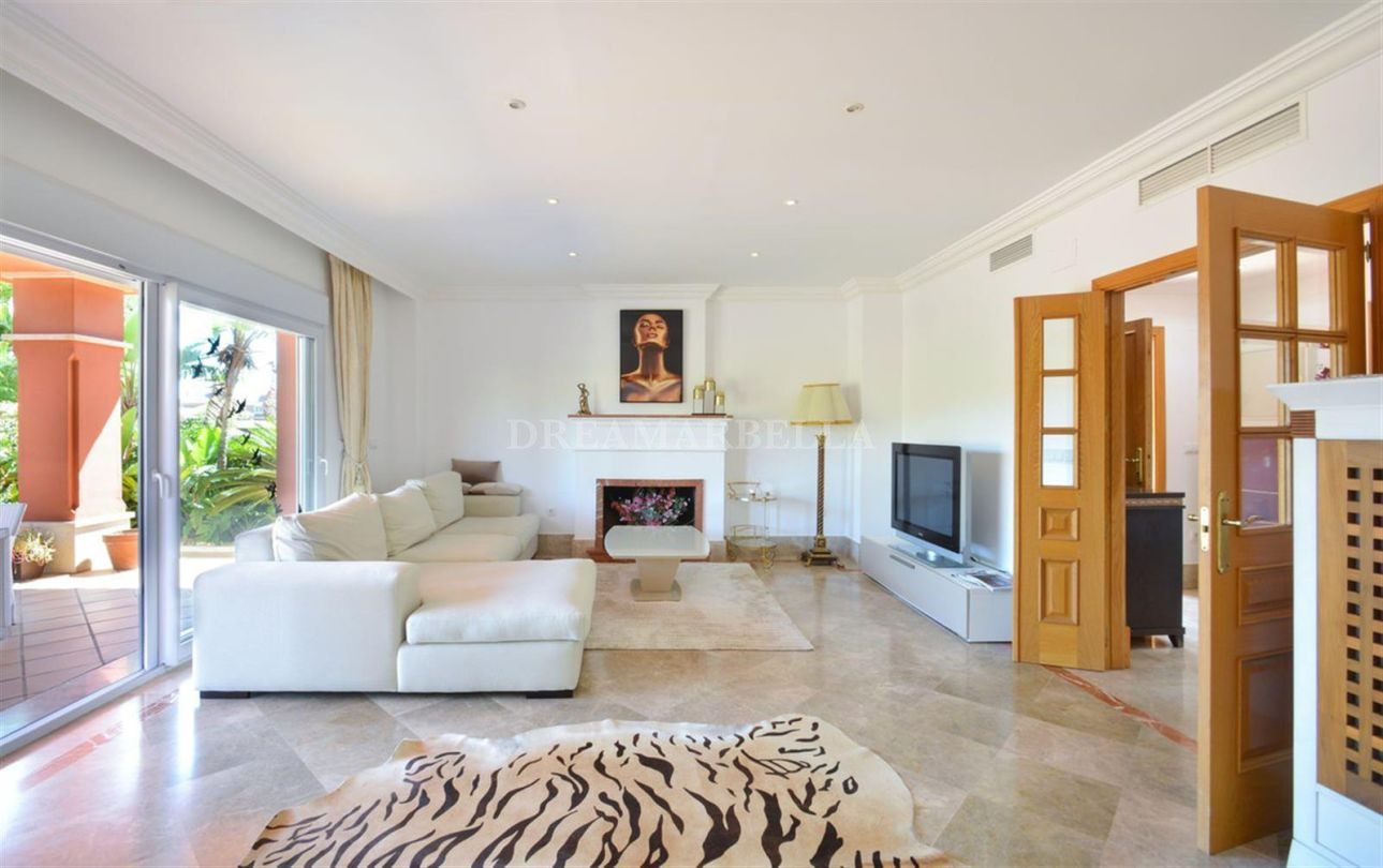 Villa in Marbella Este