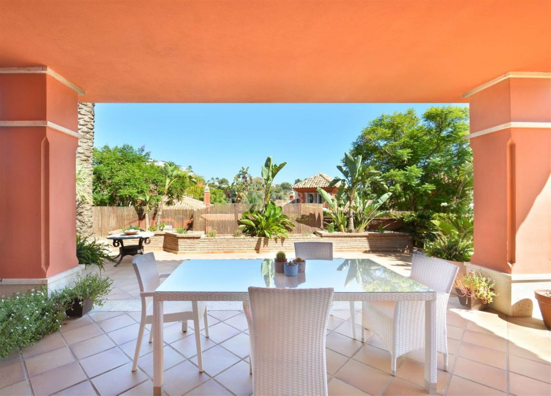 Villa in Marbella Este