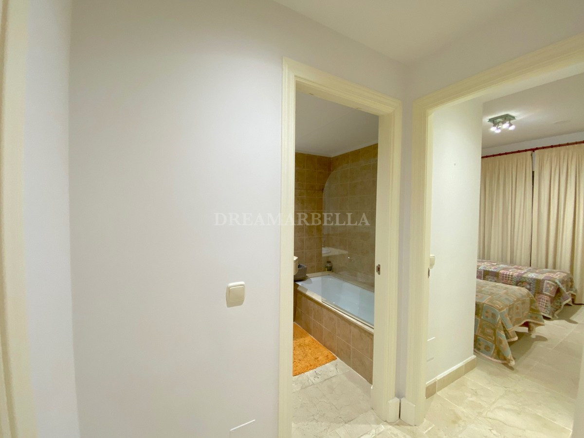 Ground Floor Apartment in Estepona East