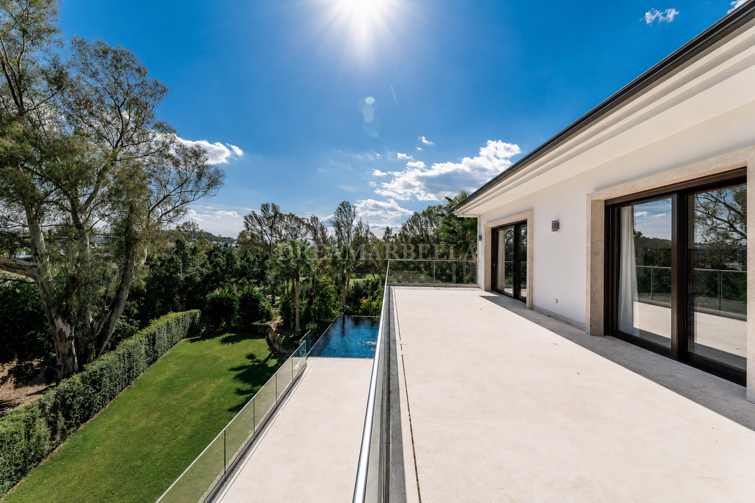 Villa in Nueva Andalucia