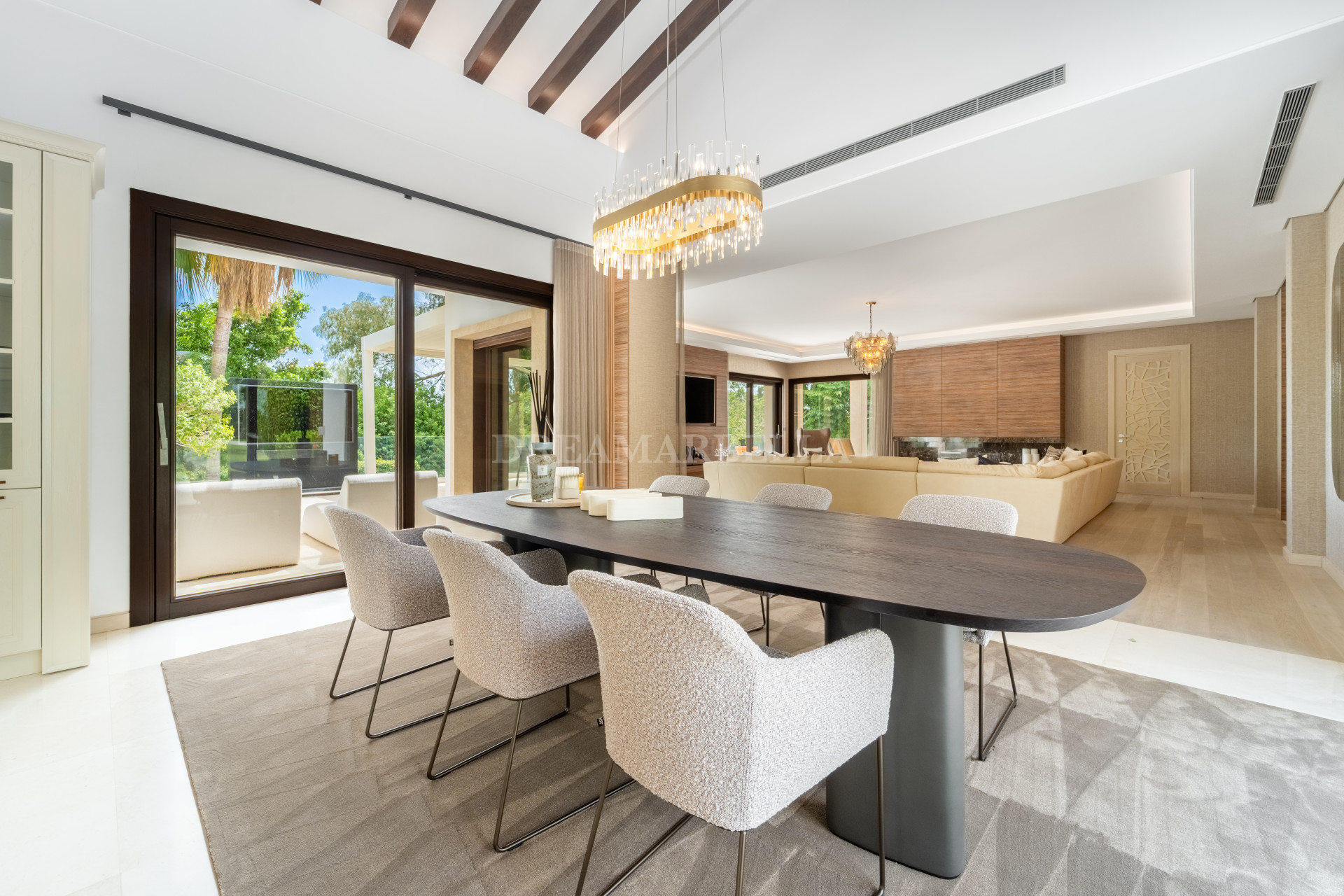 Villa in Nueva Andalucia