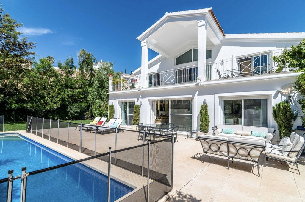 Villa in Marbella Este