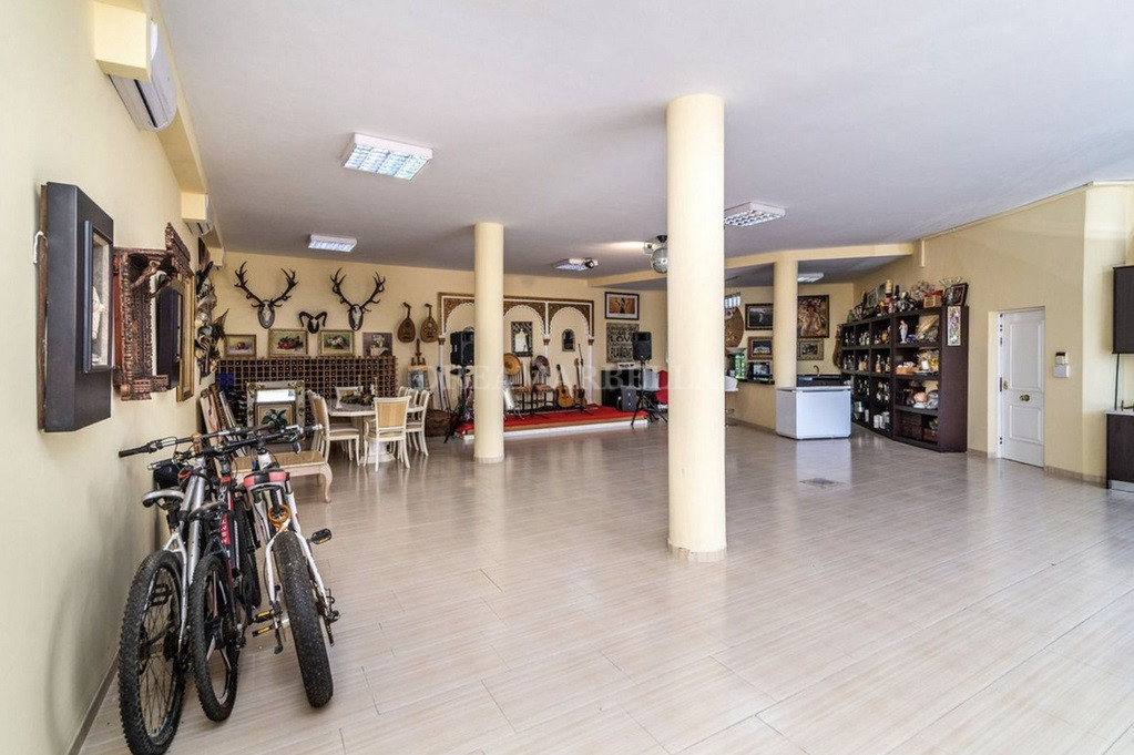 Villa in Marbella Este