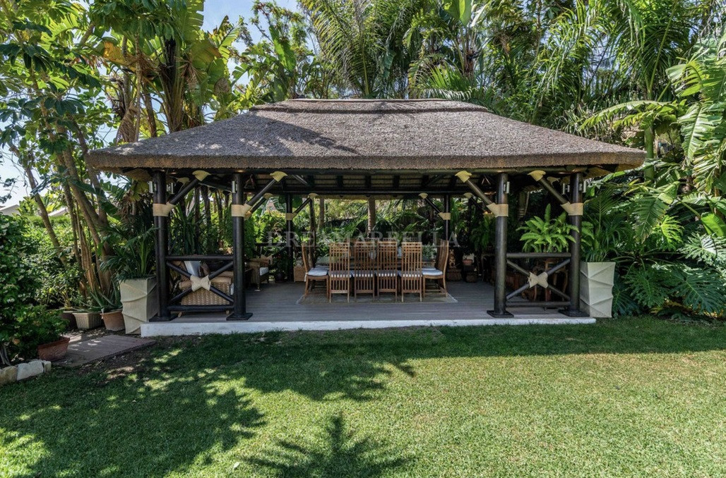 Villa in Marbella Este