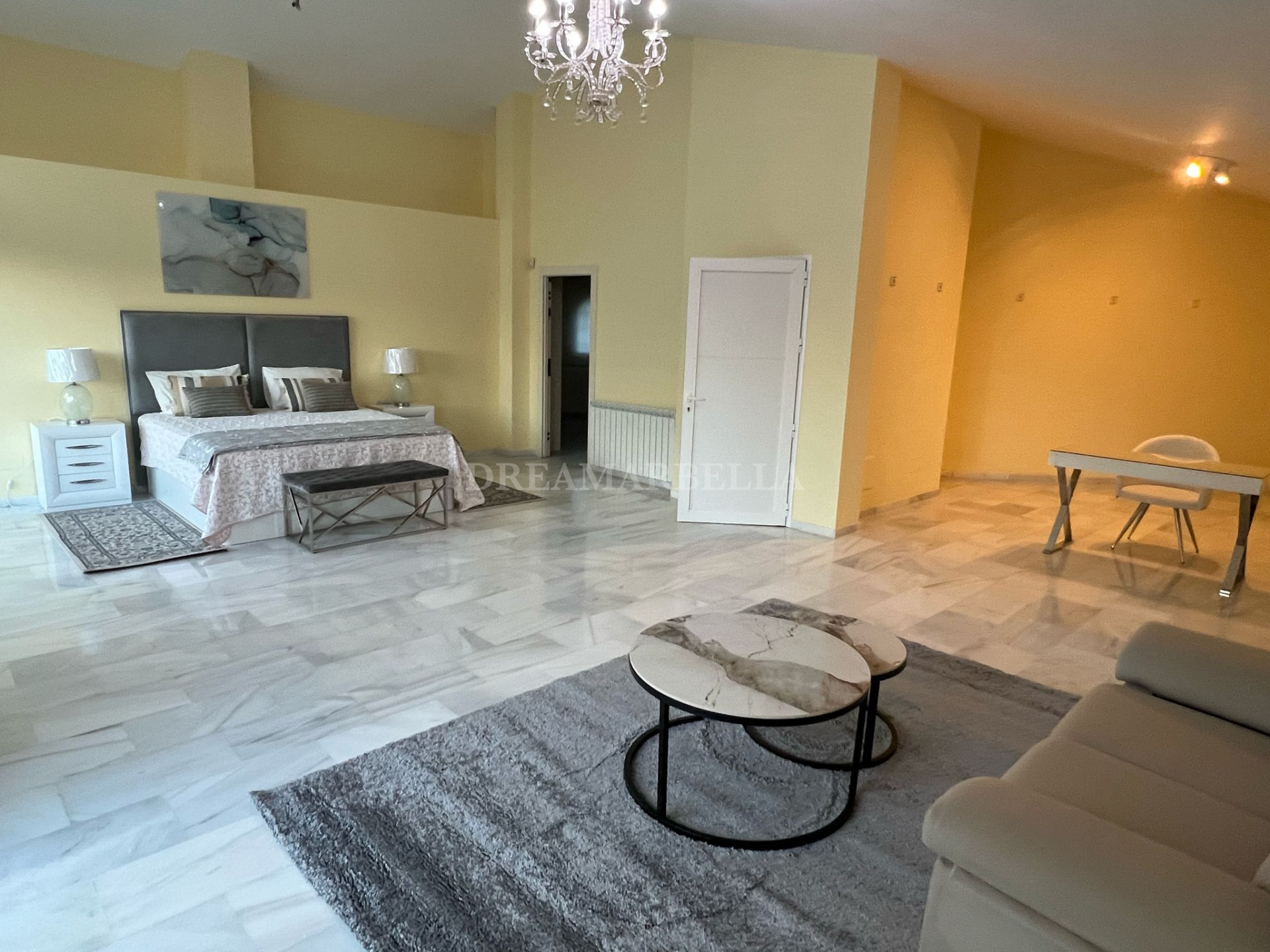 Villa in Marbella Este