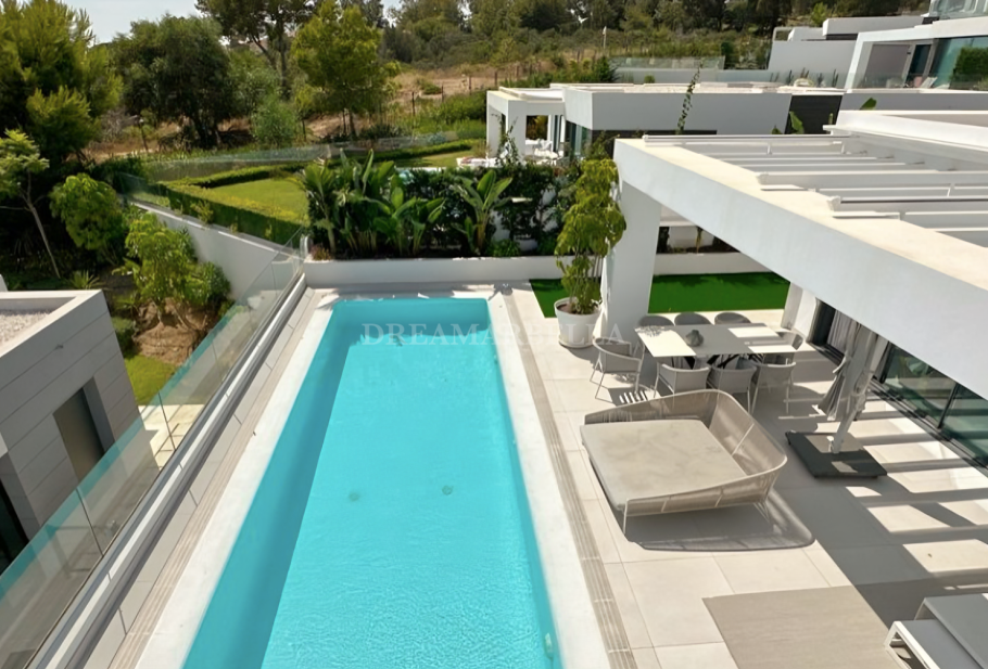 Villa in Marbella Este