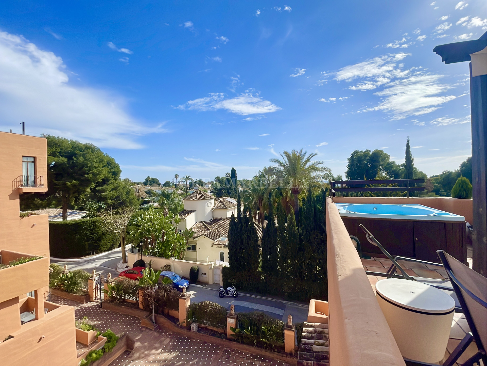 Duplex Penthouse in Estepona East