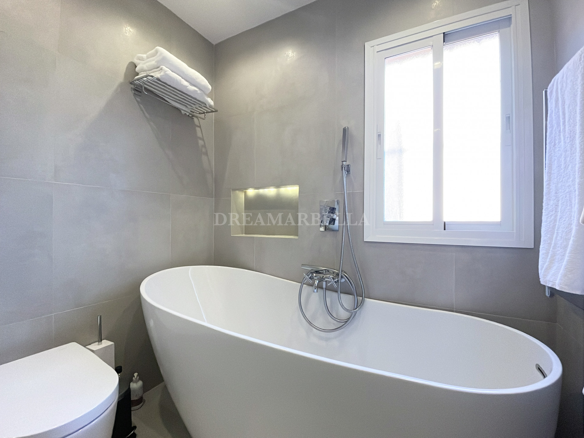 Duplex Penthouse in Estepona East