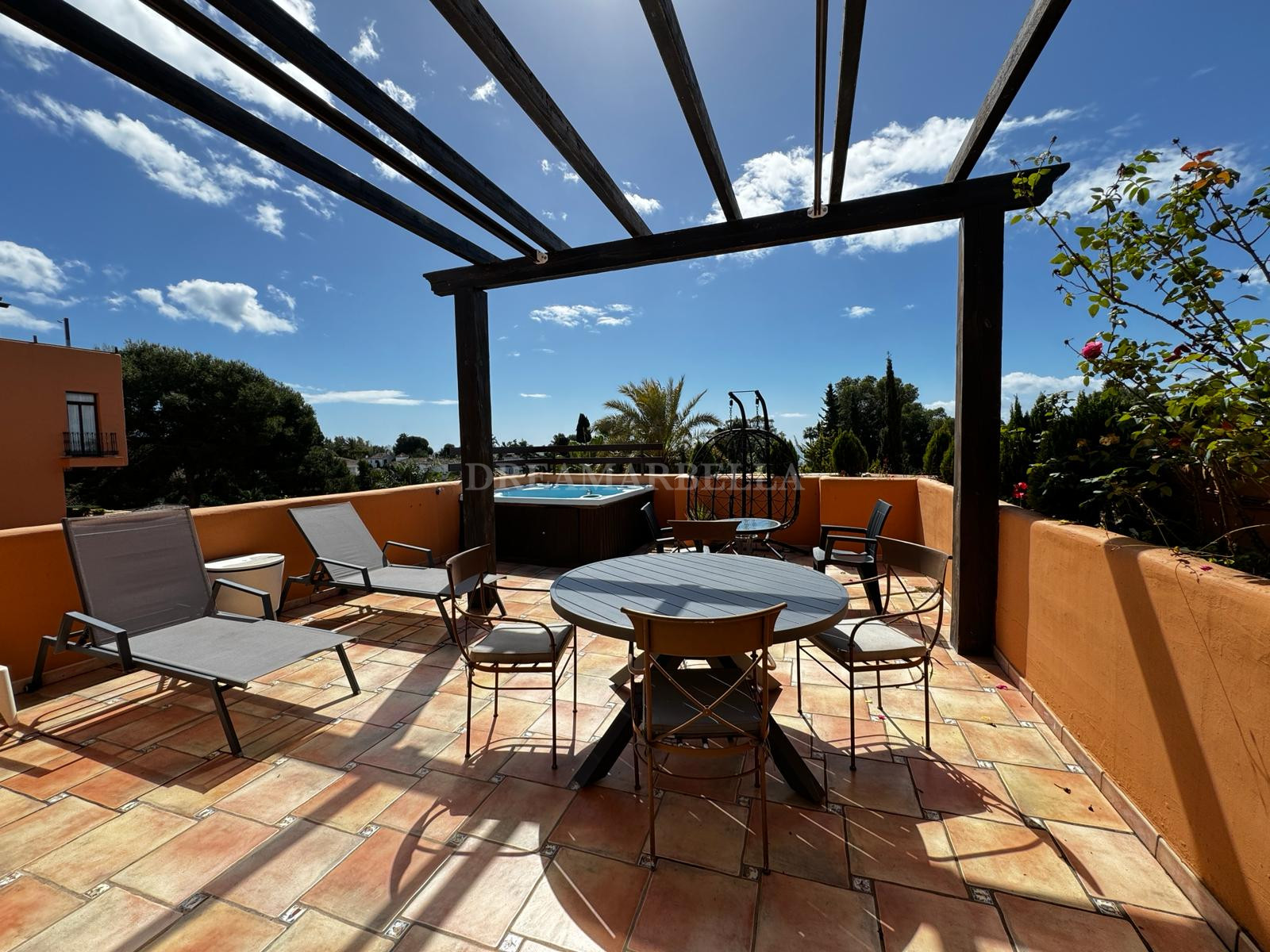 Duplex Penthouse in Estepona East