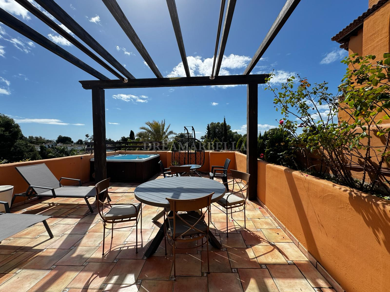Duplex Penthouse in Estepona East