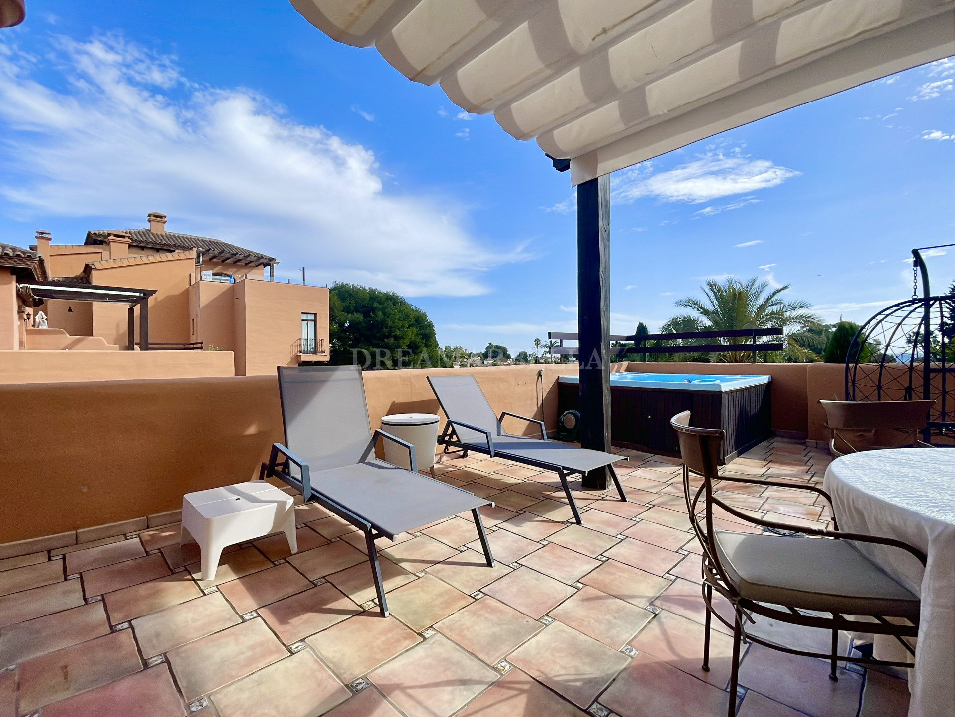 Duplex Penthouse in Estepona East