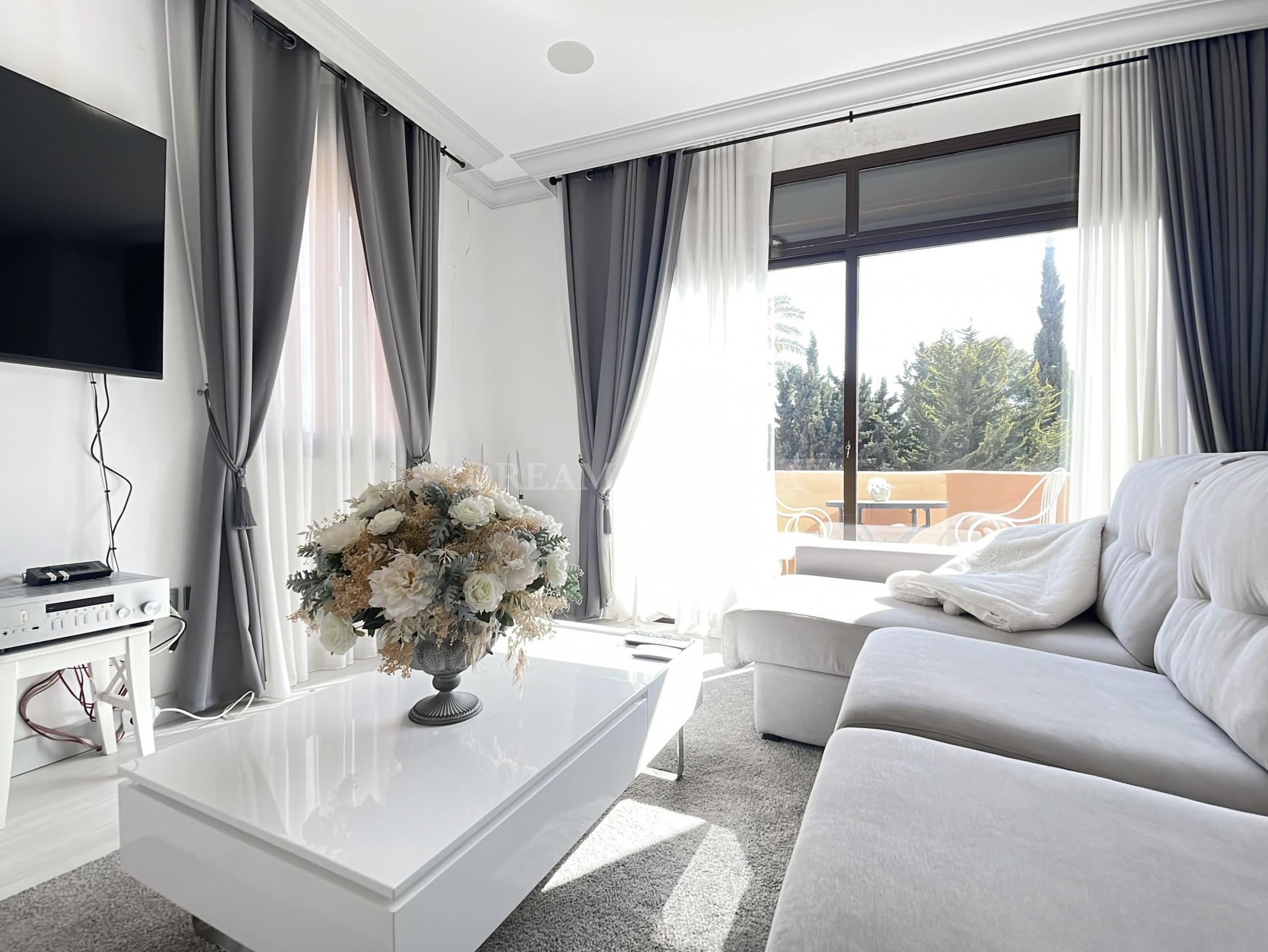 Duplex Penthouse in Estepona East