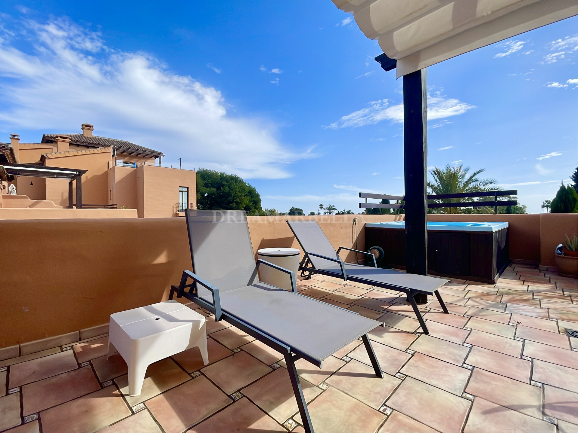 Duplex Penthouse in Estepona East