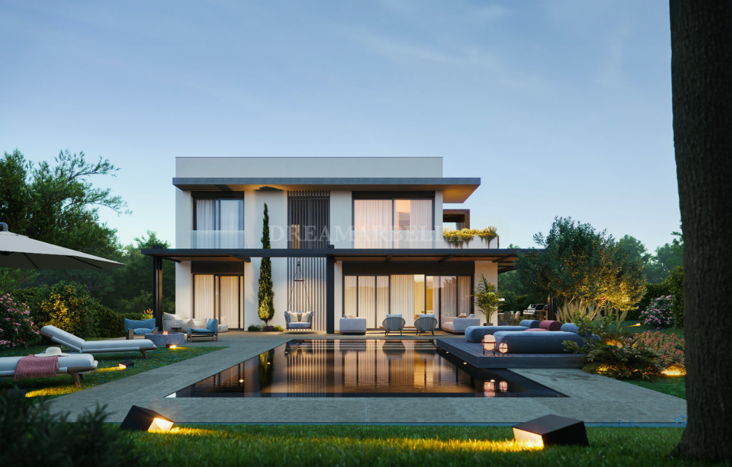 Plot in Estepona East