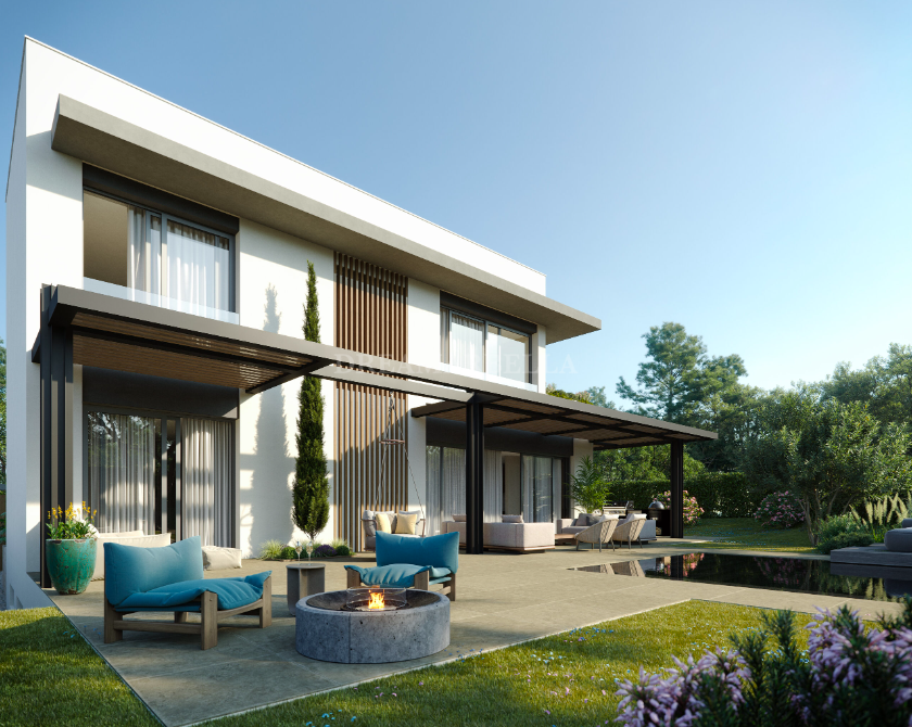 Plot in Estepona East