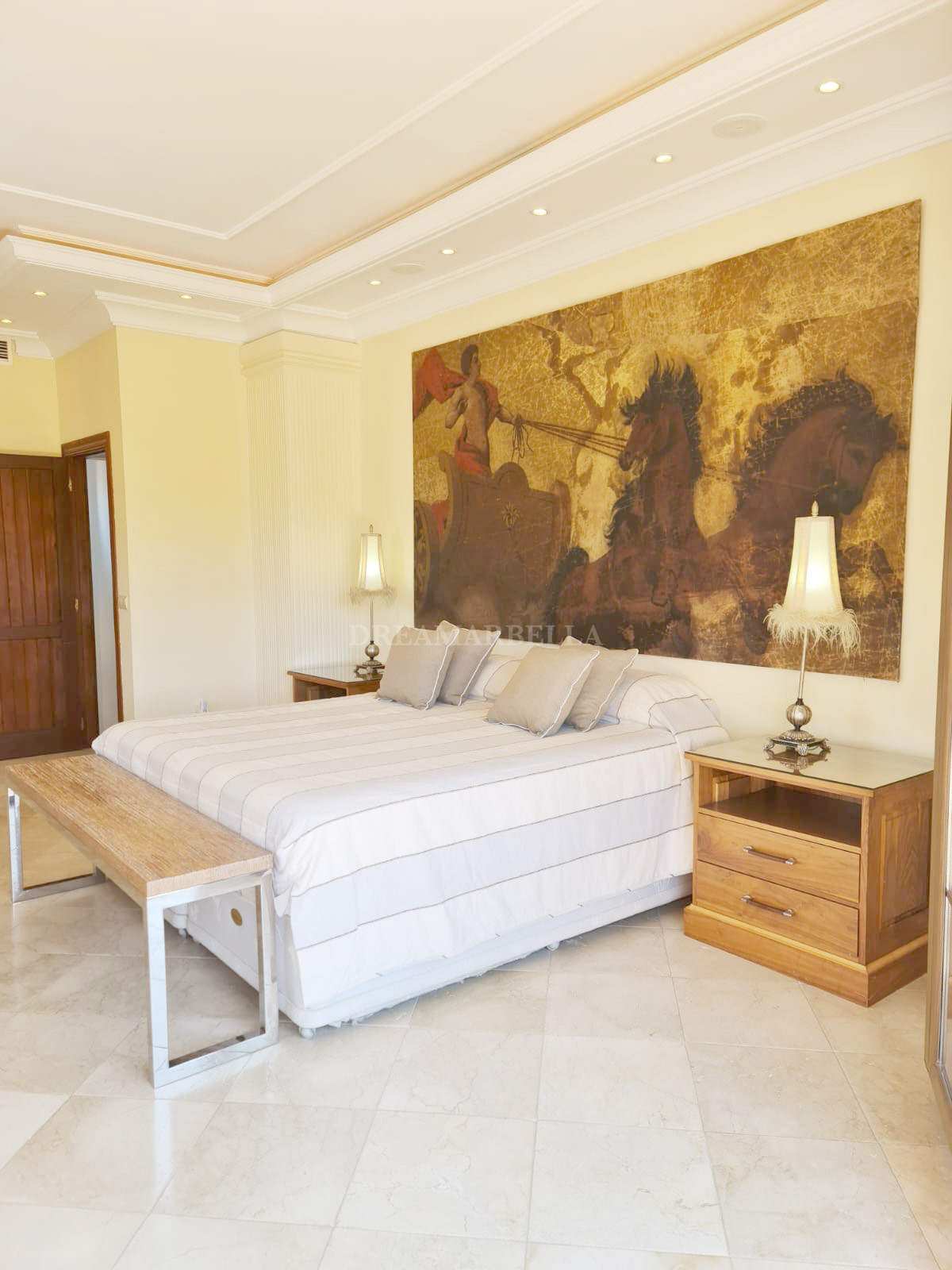 Villa in Estepona East