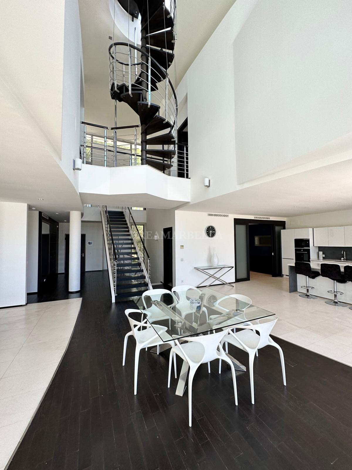 Semi Detached House in Marbella Golden Mile