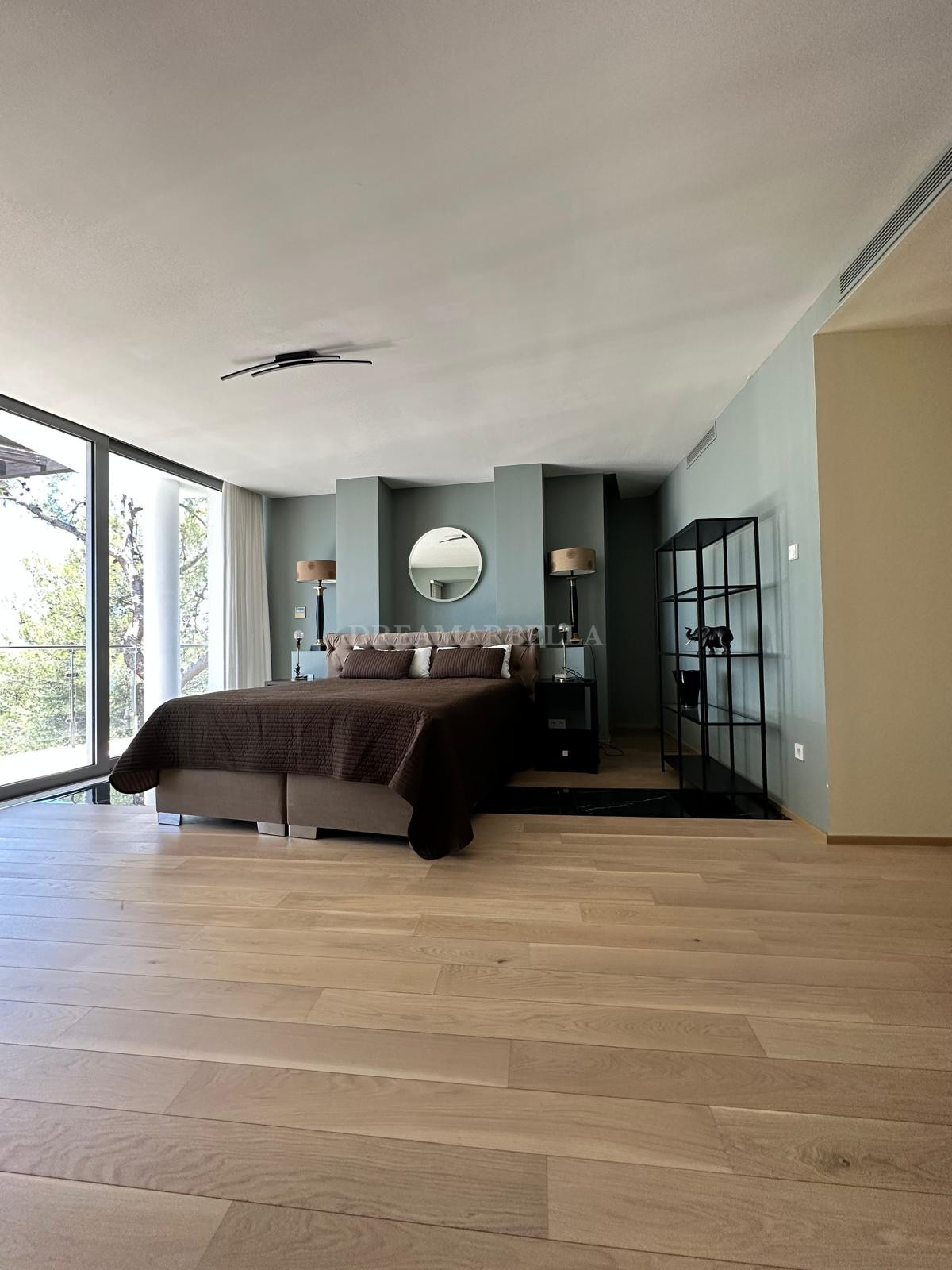 Semi Detached House in Marbella Golden Mile