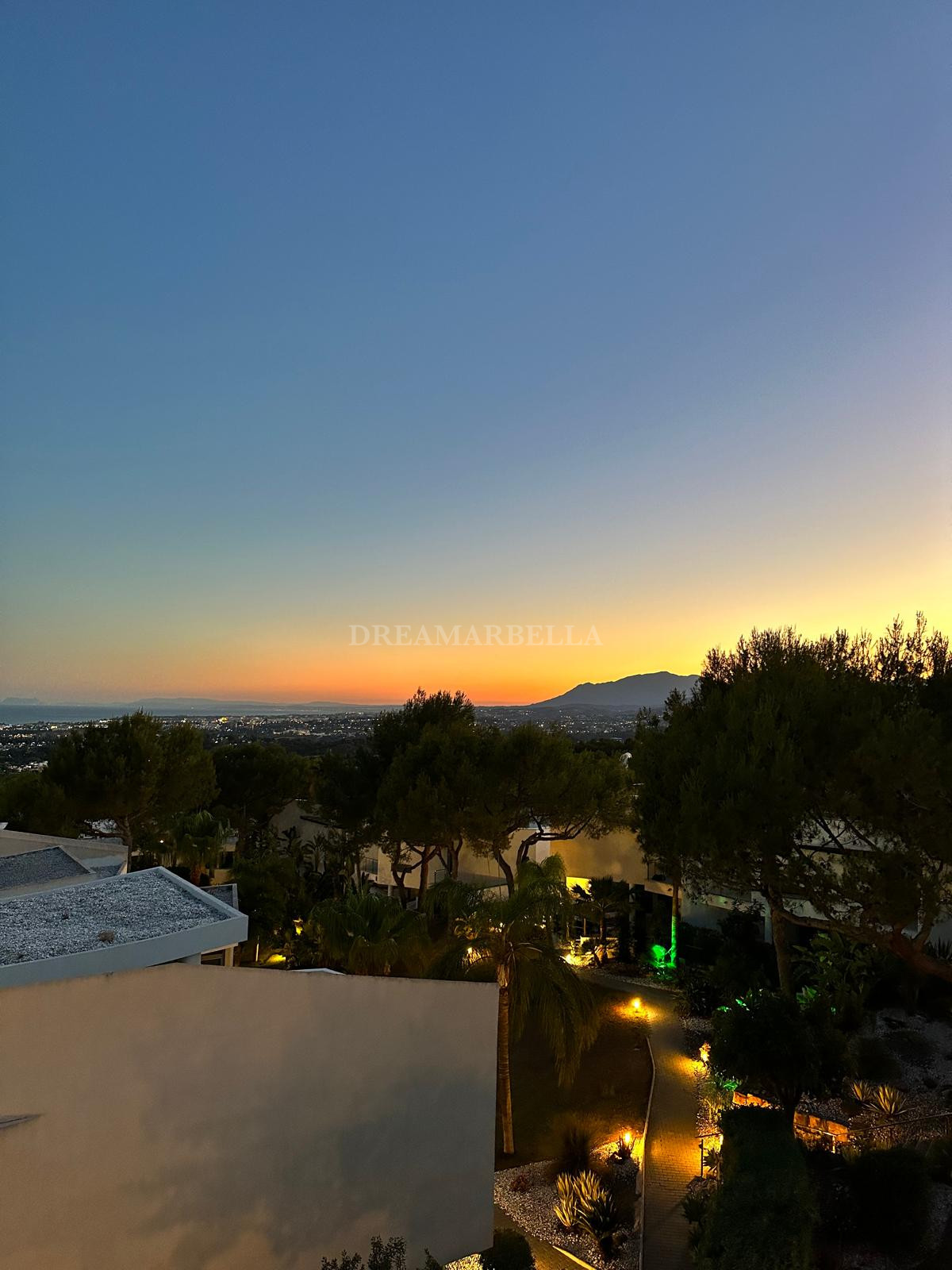 Semi Detached House in Marbella Golden Mile