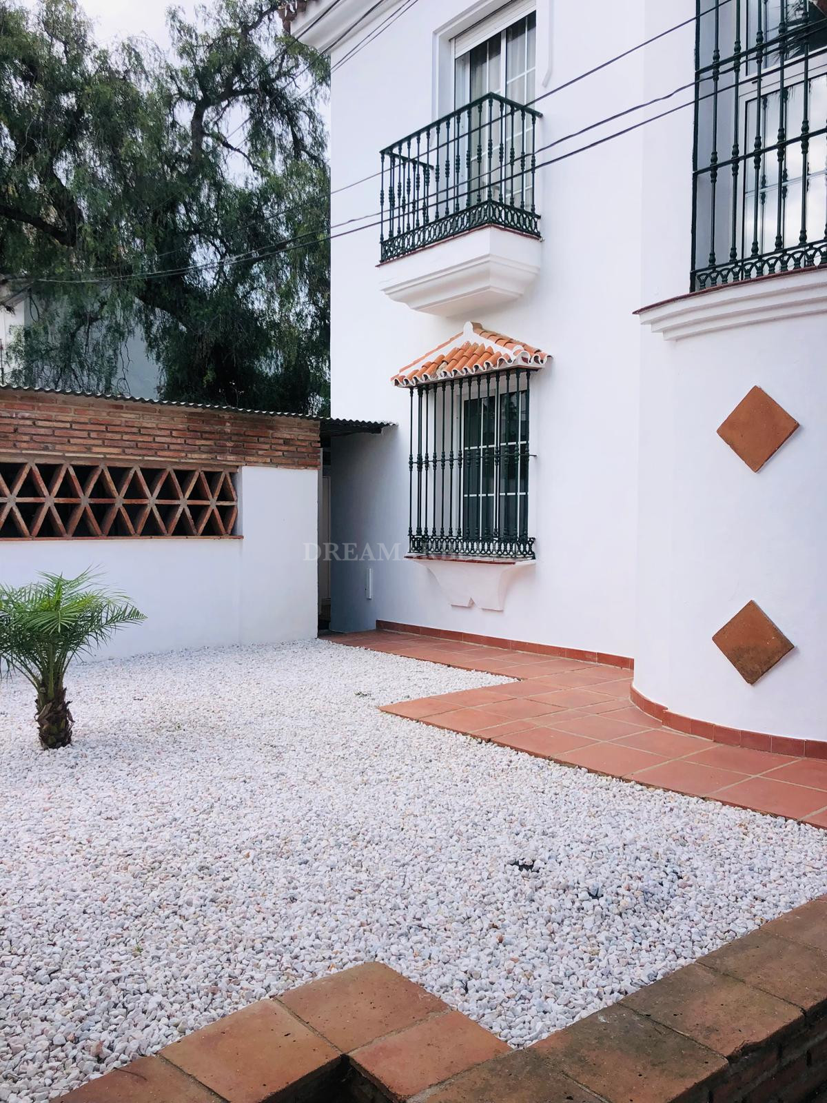 Villa in Marbella Este