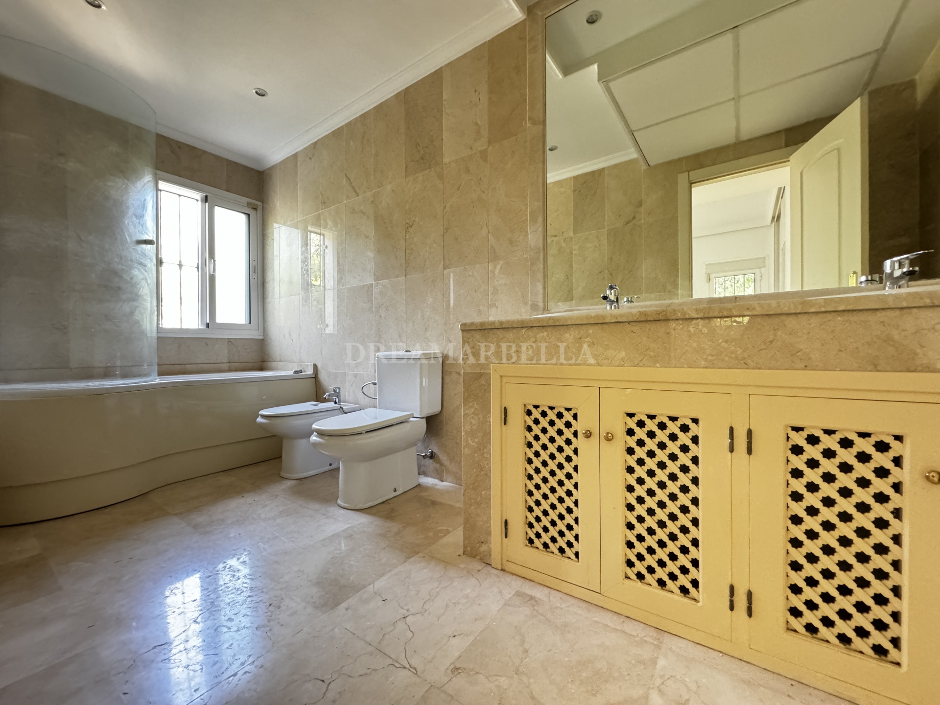Villa in Marbella Este