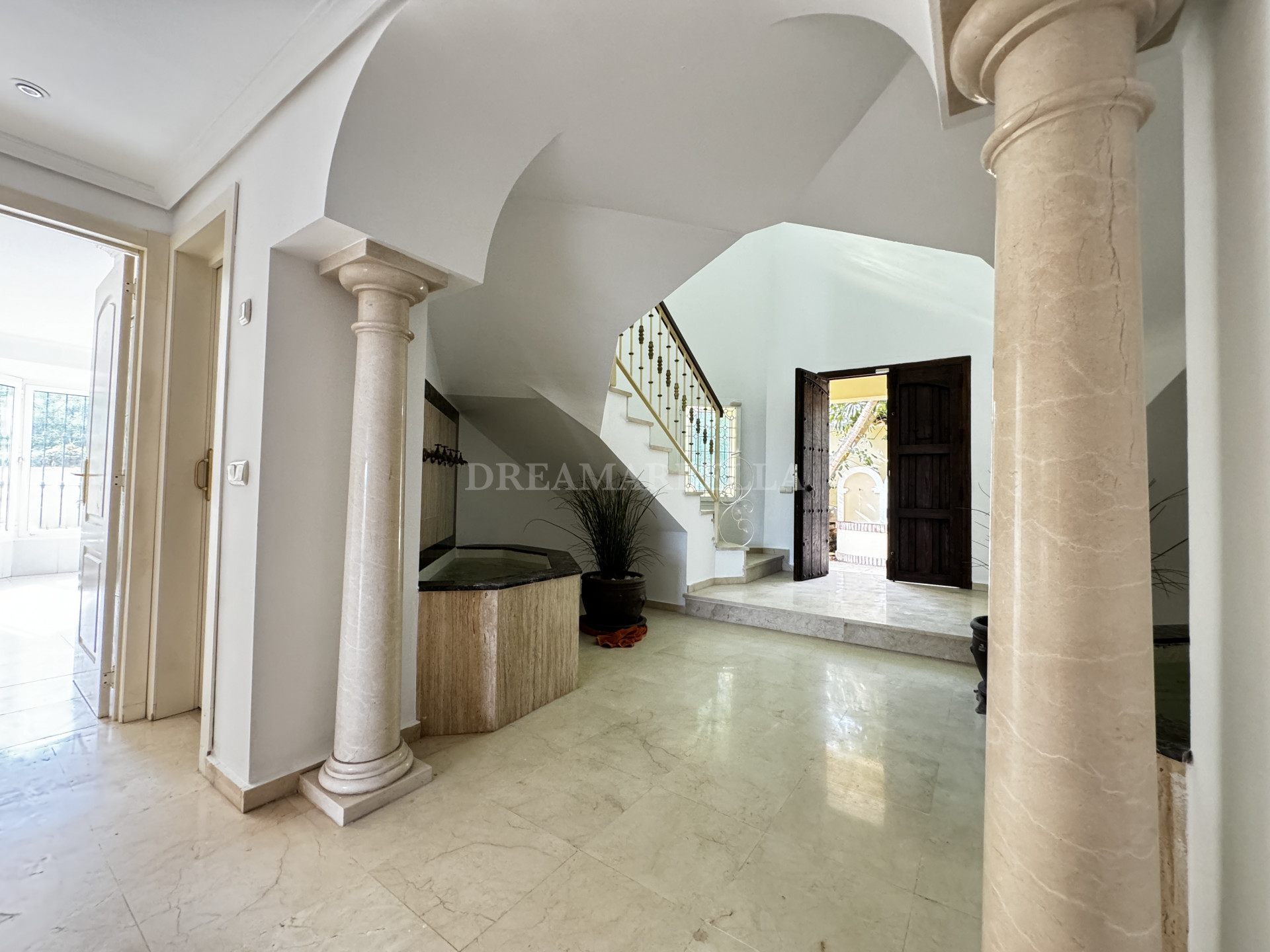 Villa in Marbella Este