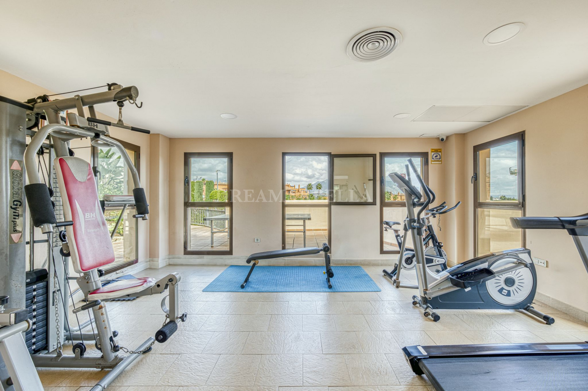 Ground Floor Apartment in Las lomas del Conde Luque