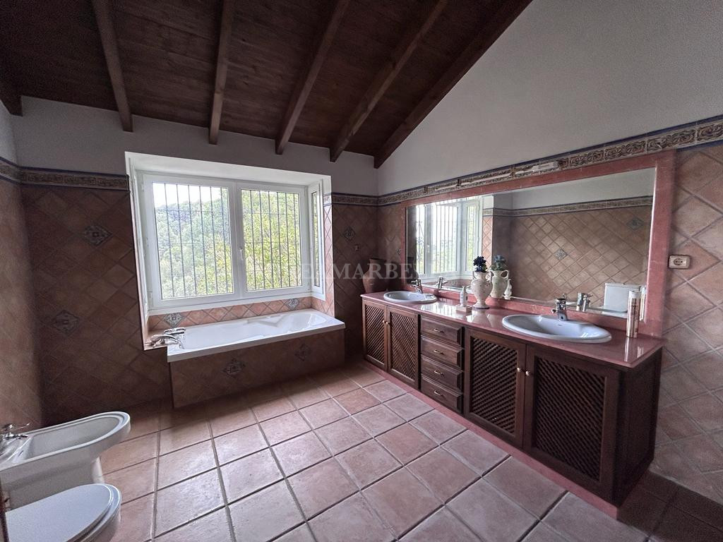 Finca in Monda