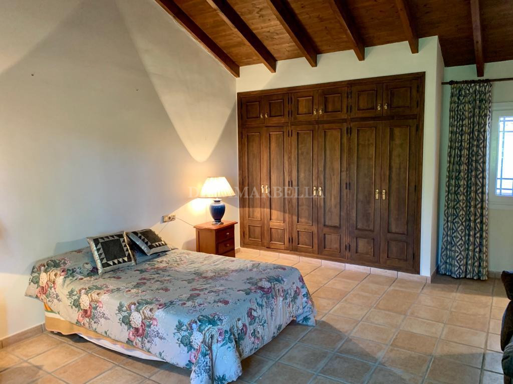 Finca in Monda