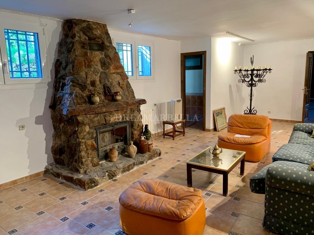 Finca in Monda
