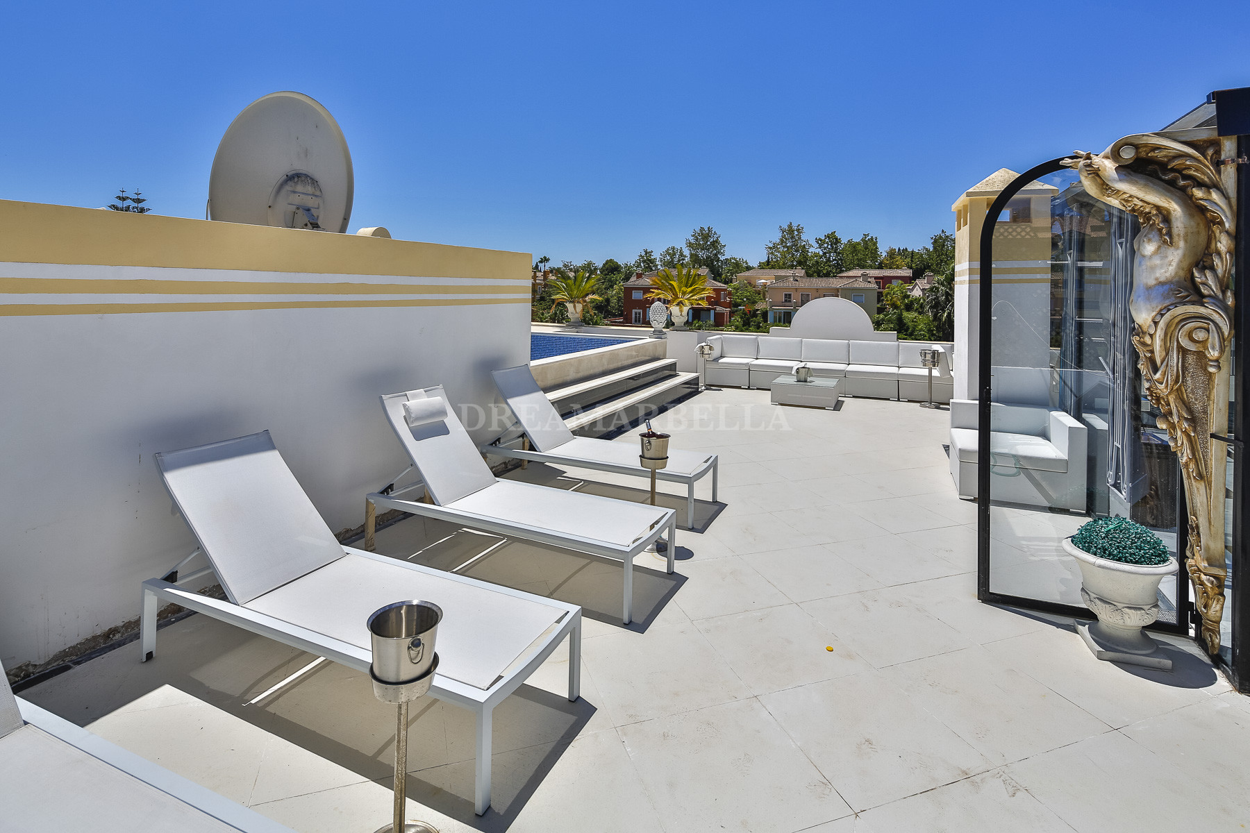 Duplex Penthouse in Guadalmina Alta