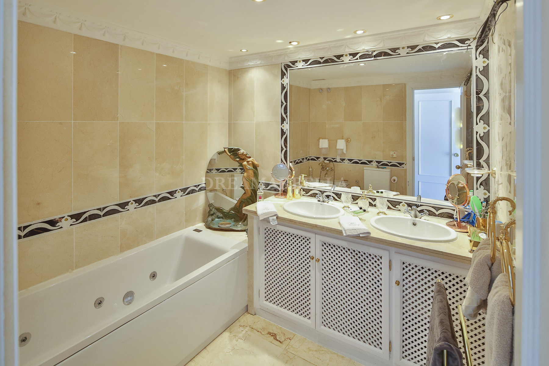 Duplex Penthouse in Guadalmina Alta