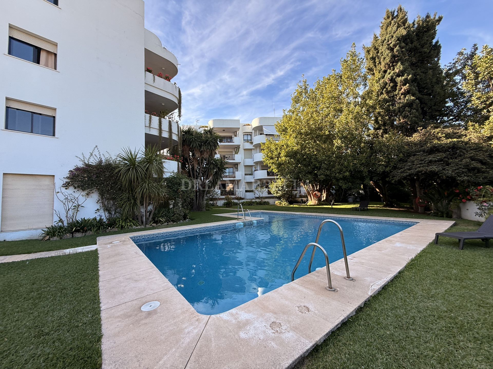Ground Floor Apartment in Nueva Andalucia