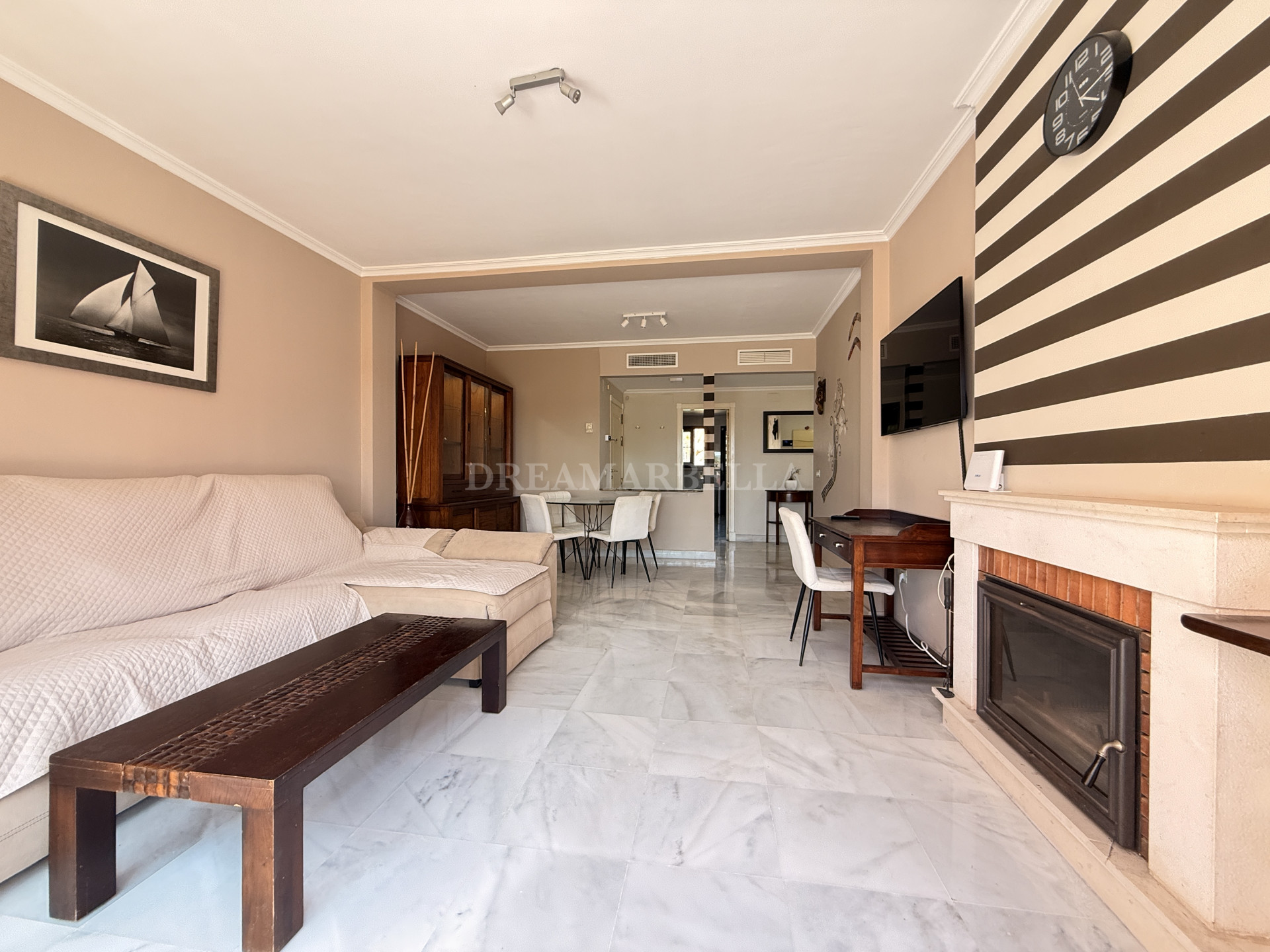 Apartment in Estepona East