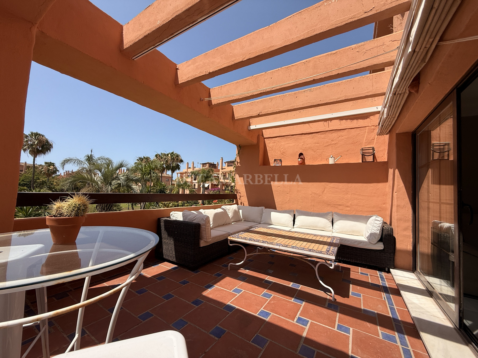 Apartment in Estepona East