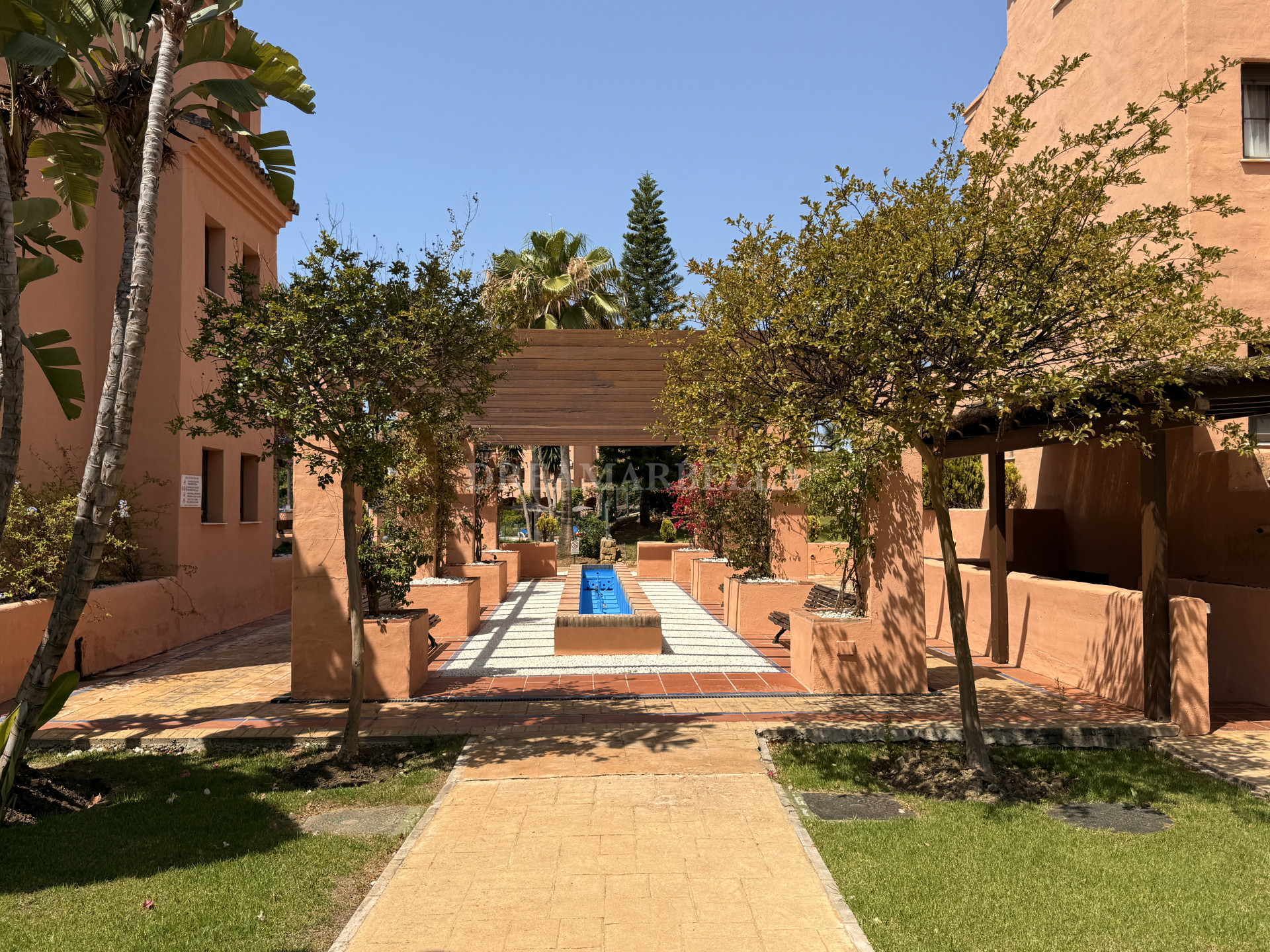 Apartment in Estepona East
