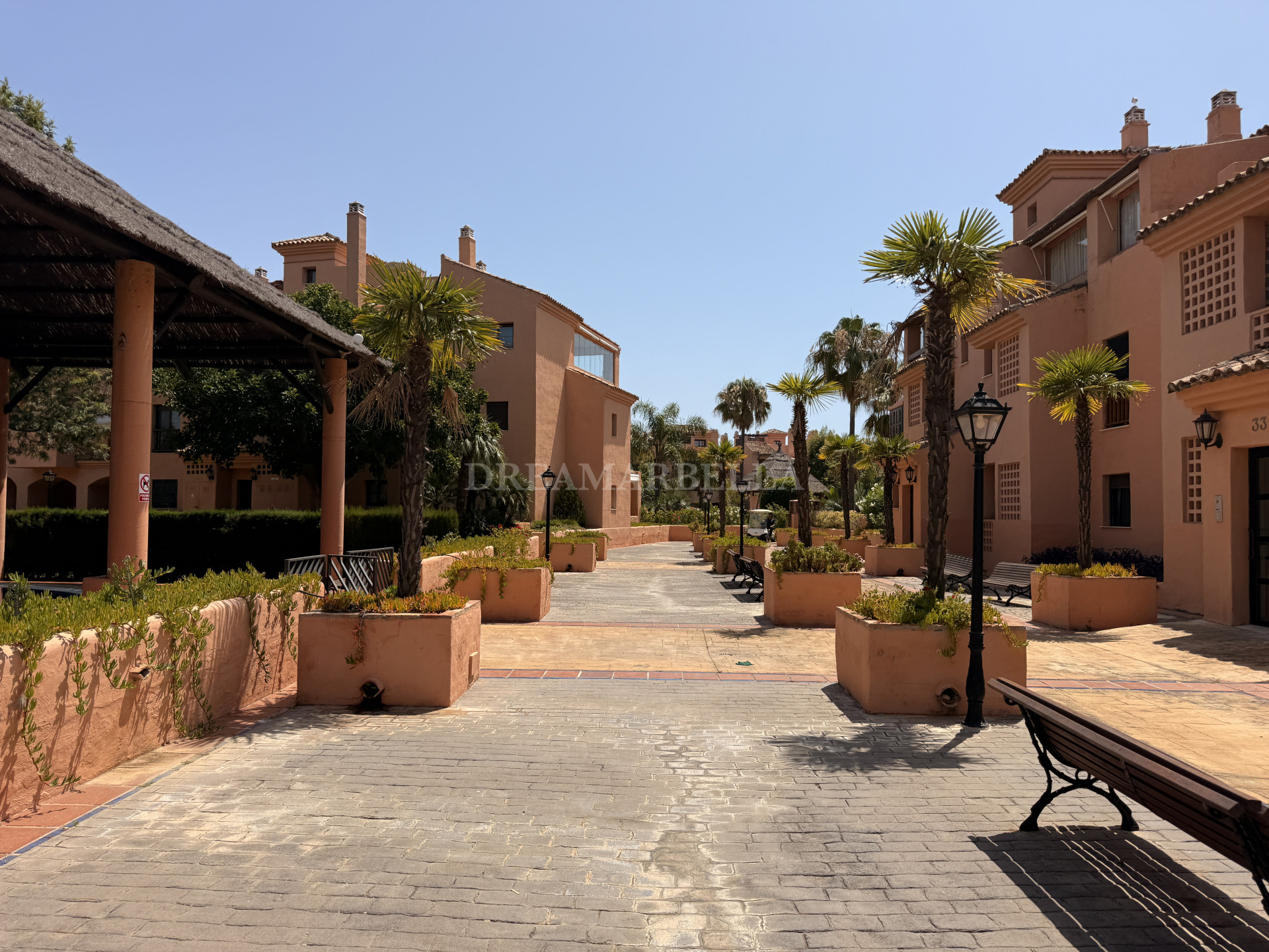 Apartment in Estepona East