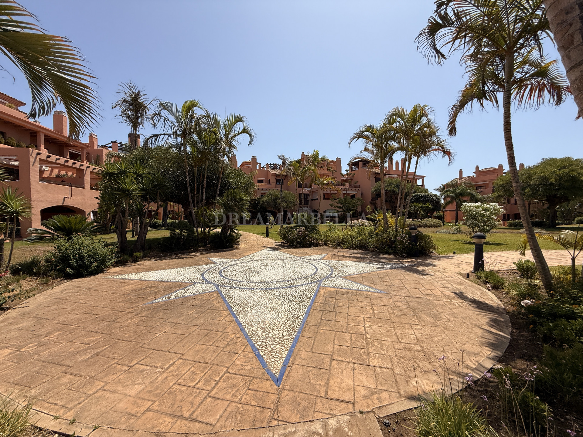 Apartment in Estepona East
