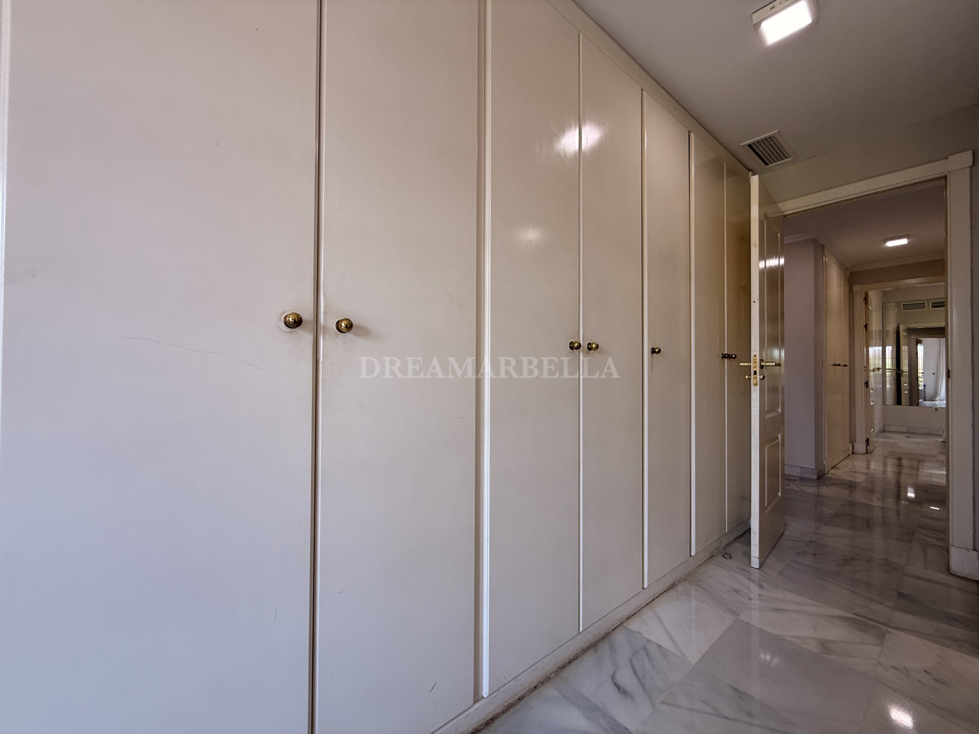 Apartment in Estepona East