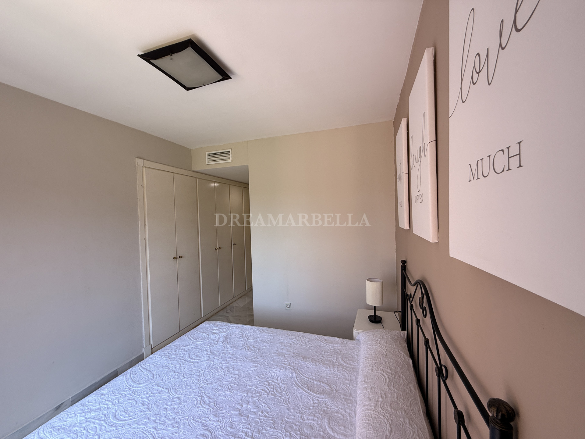 Apartment in Estepona East