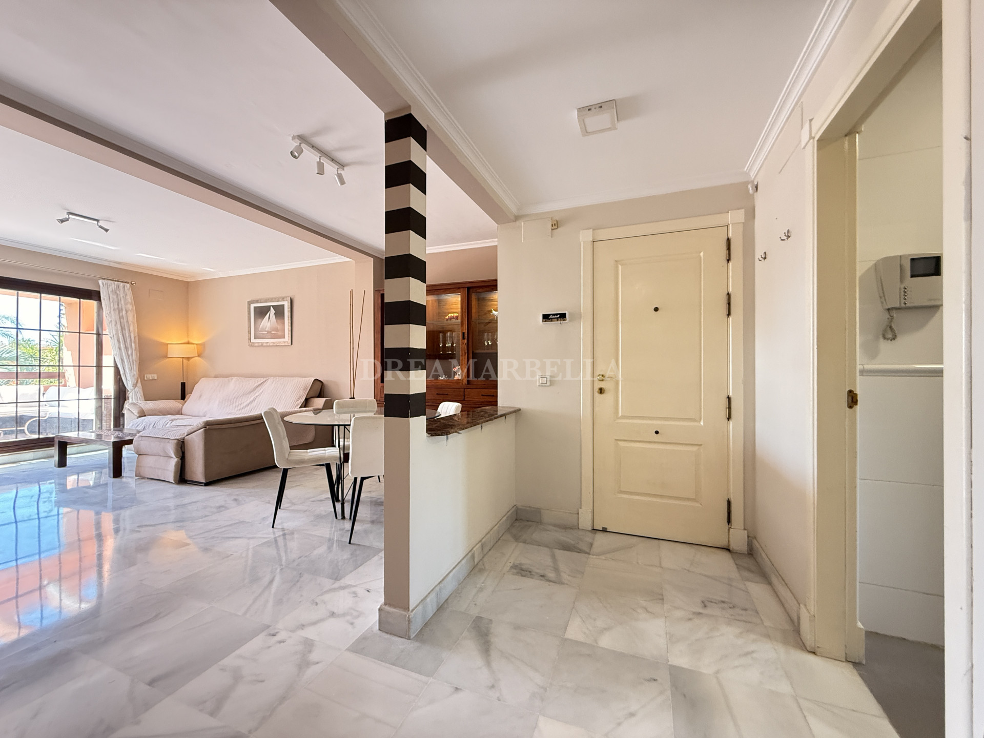 Apartment in Estepona East