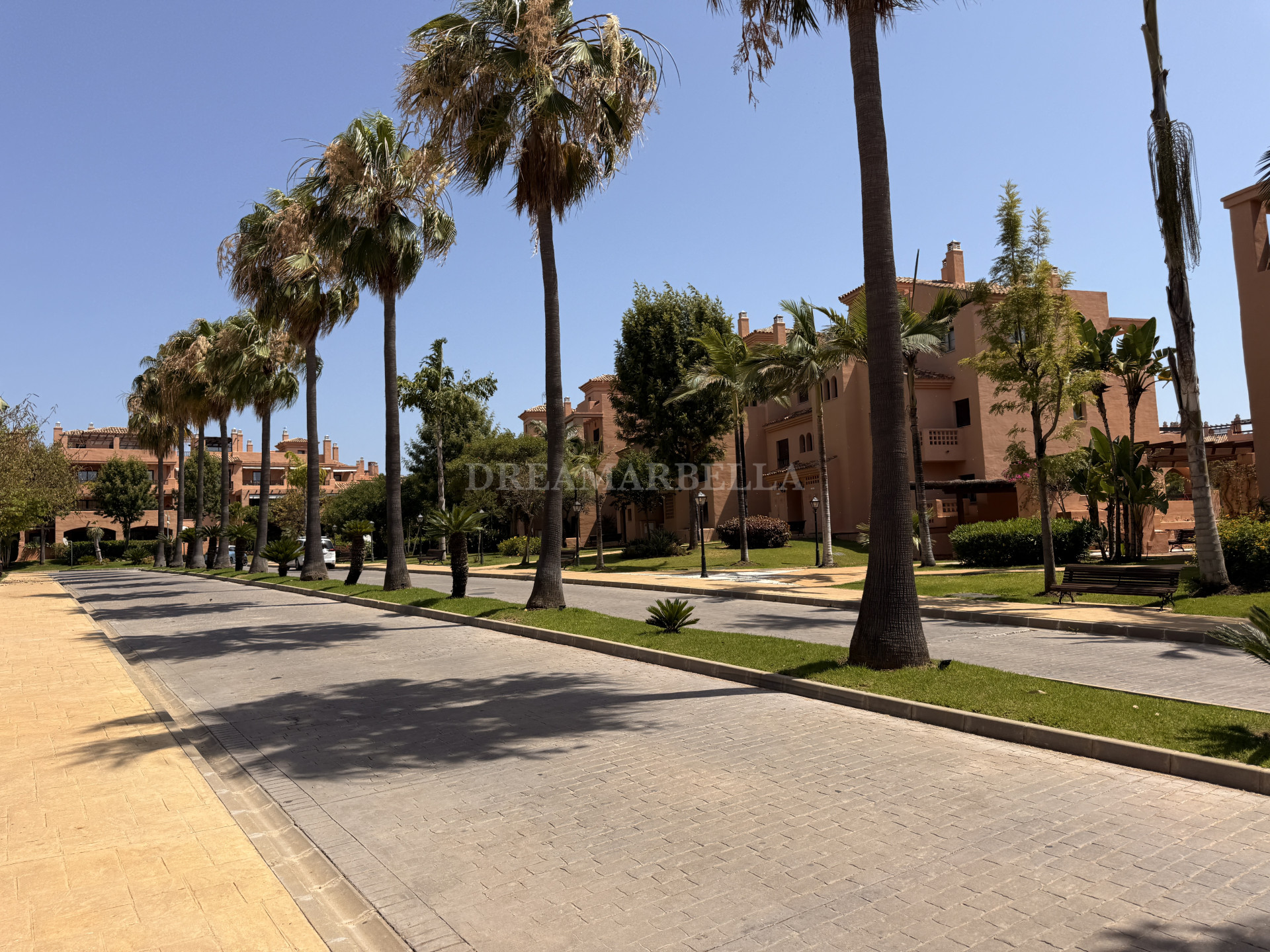 Apartment in Estepona East