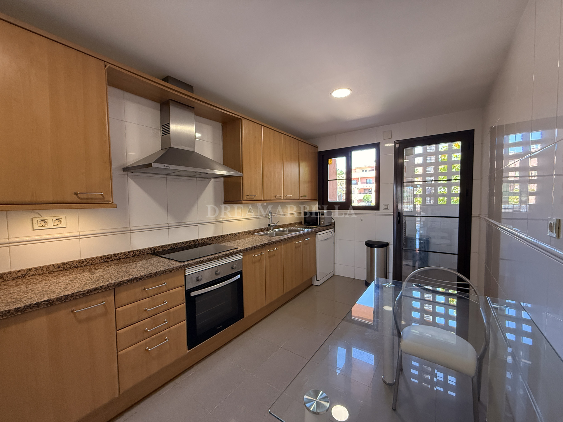 Apartment in Estepona East